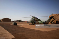 [ẢNH] Australia loại bỏ hàng loạt trực thăng 