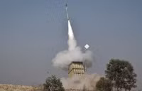 [ẢNH] Israel đưa bản đặc biệt của ‘vòm sắt’ lên chiến hạm 