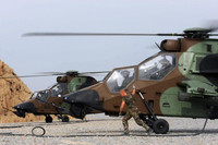 [ẢNH] Australia loại bỏ hàng loạt trực thăng 