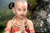 [ẢNH] ‘Hồng Hài Nhi’ Triệu Hân Bồi ở tuổi U50: Tài sản trăm tỷ, phát tướng khó nhận ra