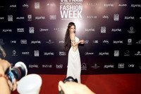 [ẢNH] Dàn mỹ nhân Việt hoá nữ thần gợi cảm: Lệ Quyên trẻ đẹp, Ngọc Trinh hở bạo