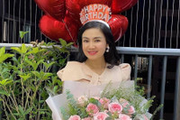 [ẢNH] NSND Thu Hà ‘Lá ngọc cành vàng’: Cuộc sống bình yên, nhan sắc trẻ đẹp khó tin ở tuổi 51