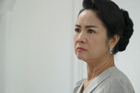 [ẢNH] NSND Thu Hà ‘Lá ngọc cành vàng’: Cuộc sống bình yên, nhan sắc trẻ đẹp khó tin ở tuổi 51