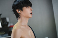 [ẢNH] Giải mã sức hút của Hwang In Yeop - nam thần U30 'chuyên trị' các vai 'trùm trường' 