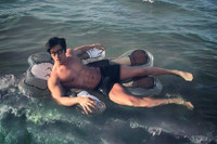 [ẢNH] Khó tin trước diện mạo ‘lão hóa ngược’ của ‘ông chú Singapore’ 54 tuổi – Chuando Tan