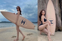 [ẢNH] Chi Pu - Ngọc Trinh tung loạt ảnh nóng bỏng ‘khoe’ tình chị em thân thiết 