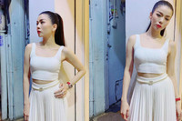 [ẢNH] Lệ Quyên tuổi 40 ngày càng trẻ đẹp ‘chăm’ diện bikini khoe dáng quyến rũ 