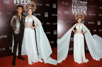 [ẢNH] Dàn mỹ nhân Việt hoá nữ thần gợi cảm: Lệ Quyên trẻ đẹp, Ngọc Trinh hở bạo