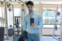 [ẢNH] Khó tin trước diện mạo ‘lão hóa ngược’ của ‘ông chú Singapore’ 54 tuổi – Chuando Tan