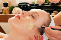 [Ảnh] Mẹo chữa trị nẻ môi, nẻ da mặt hiệu quả trong mùa hanh khô 