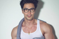 [ẢNH] Khó tin trước diện mạo ‘lão hóa ngược’ của ‘ông chú Singapore’ 54 tuổi – Chuando Tan