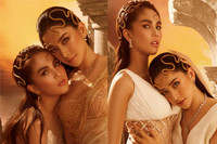 [ẢNH] Chi Pu - Ngọc Trinh tung loạt ảnh nóng bỏng ‘khoe’ tình chị em thân thiết 