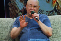 [ẢNH] Bất ngờ trước cuộc sống của ‘Bao Thanh Thiên’ Kim Siêu Quần ở tuổi U70