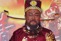 [ẢNH] Bất ngờ trước cuộc sống của ‘Bao Thanh Thiên’ Kim Siêu Quần ở tuổi U70