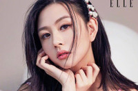 [ẢNH] Nhan sắc gợi cảm của con gái Khâu Thục Trinh