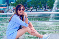 [ẢNH] Ca sĩ Lưu Bích trẻ trung ở tuổi 52, vui vẻ chọn kiếp lẻ loi không chồng con