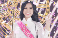 [ẢNH] Phong cách gợi cảm, quyến rũ của Hoa hậu Việt Nam Đỗ Thị Hà sau đăng quang