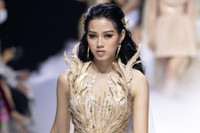 [ẢNH] Phong cách gợi cảm, quyến rũ của Hoa hậu Việt Nam Đỗ Thị Hà sau đăng quang