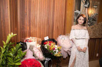 [ẢNH] Bất ngờ trước khối tài sản ‘khủng’ của hot girl Sam ở tuổi 30