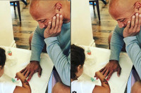 [ẢNH] The Rock: ‘Gã khổng lồ’ Hollywood và những khoảnh khắc ‘nhỏ bé’ ngỡ ngàng trước vợ con