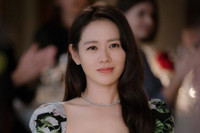 [Ảnh] Sự nghiệp điện ảnh đáng ngưỡng mộ của ‘quốc bảo nhan sắc’ Hàn Quốc Son Ye Jin 