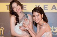 [ẢNH] Chuyện lạ mà quen: Sao Việt đua nhau đưa thú cưng lên thảm đỏ 