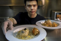 [ẢNH] Ấn tượng với những lần rác thải được 'tái sinh' trong diện mạo mới 