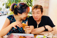 [ẢNH] Danh ca Trường Vũ: Đằng sau những tình khúc 'nghèo' là cuộc sống sung túc, viên mãn nơi trời Tây