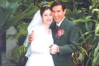 [ẢNH] Danh hài Quang Thắng ở tuổi 52: Sự nghiệp thành công, hôn nhân viên mãn bên người vợ trẻ