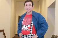 [ẢNH] Danh hài Quang Thắng ở tuổi 52: Sự nghiệp thành công, hôn nhân viên mãn bên người vợ trẻ