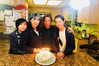 [ẢNH] Danh ca Trường Vũ: Đằng sau những tình khúc 'nghèo' là cuộc sống sung túc, viên mãn nơi trời Tây