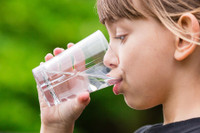 [Ảnh] Những lưu ý về sức khỏe cho trẻ nhỏ khi thời tiết thay đổi