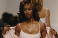 [ẢNH] Top 6 siêu mẫu gợi cảm nhất làng thời trang thế giới thập niên 90