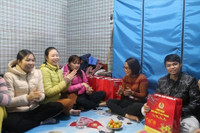 [ẢNH] Thưởng Tết thời dịch Covid-19: Những điều khác biệt so với các năm trước 