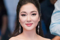 [ẢNH] Cuộc sống bình yên của Hoa hậu Nguyễn Thị Huyền sau 16 năm đăng quang