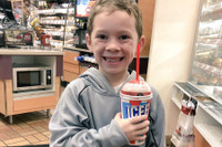 [ẢNH] Cuộc sống hiện tại của ‘thánh meme’ Gavin Thomas sau 4 năm nổi tiếng