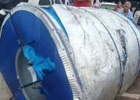 [Ảnh] Kinh hãi những ‘hung thần’ chở cuộn thép lao ào ào trên đường