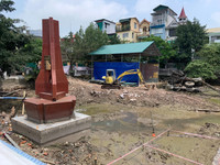 [Ảnh] ‘Pháo đài bay’ B52 phơi xác hoàn toàn khi hồ Hữu Tiệp rút cạn nước 