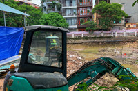 [Ảnh] ‘Pháo đài bay’ B52 phơi xác hoàn toàn khi hồ Hữu Tiệp rút cạn nước 