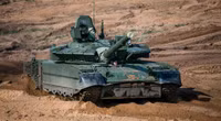 Siêu tăng T-80BVM Nga bị tên lửa Javelin của Ukraine đánh văng tháp pháo ra xa 15m