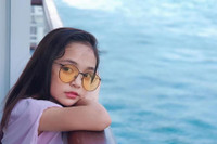 [ẢNH] Vẻ ngoài xinh xắn và diễn xuất thiên phú của bé Cami 'Hướng dương ngược nắng'