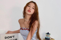 [ẢNH] Phong cách thời trang 'tắc kè hoa' của 'công chúa kẹo ngọt' Amee 