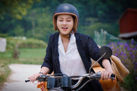 [ẢNH] Chân dung hai bà mẹ đơn thân đang ‘phủ sóng’ màn ảnh Việt 