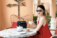 [ẢNH] Chân dung hai bà mẹ đơn thân đang ‘phủ sóng’ màn ảnh Việt 