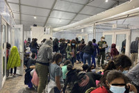 [ẢNH] Nước Mỹ đau đầu đối phó với dòng người di cư ngày càng tăng