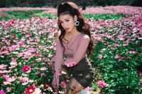 [ẢNH] Phong cách thời trang 'tắc kè hoa' của 'công chúa kẹo ngọt' Amee 