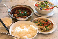 [ẢNH] Cảnh giác với ngộ độc thực phẩm mùa nắng nóng 