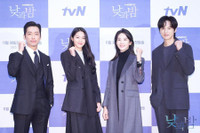 [ẢNH] Điểm danh những bộ phim Hàn lao đao vì scandal của diễn viên