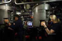 [ẢNH] Sức mạnh siêu tàu ngầm với biệt danh 