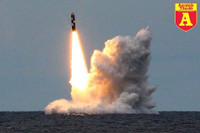 [ẢNH] Nga bất ngờ phóng liền lúc 4 siêu tên lửa hạt nhân từ tàu ngầm